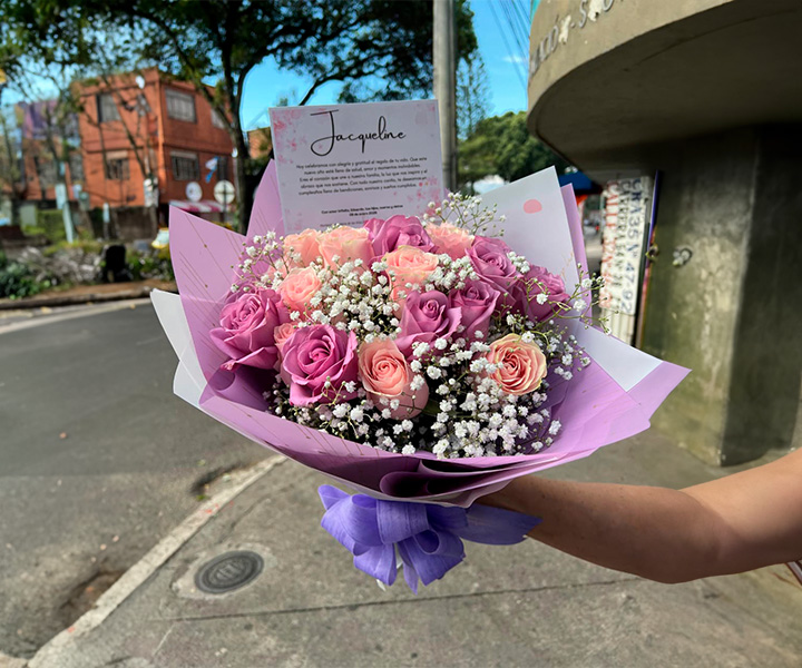 Ramo de flores para el dia de la madre ref. Sueños de madre - 313