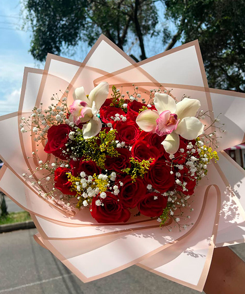 Ramo de flores ref. Elegancia de madre